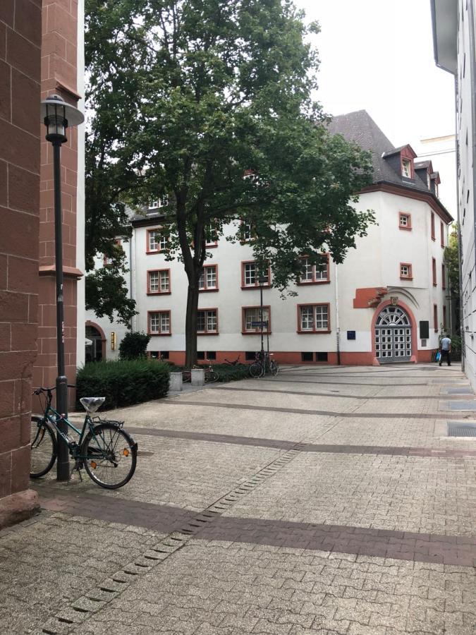 1zimmer App Sehr Ruhig In Mainzer Altstadt Algesheimer Hof Willkommen Apartment